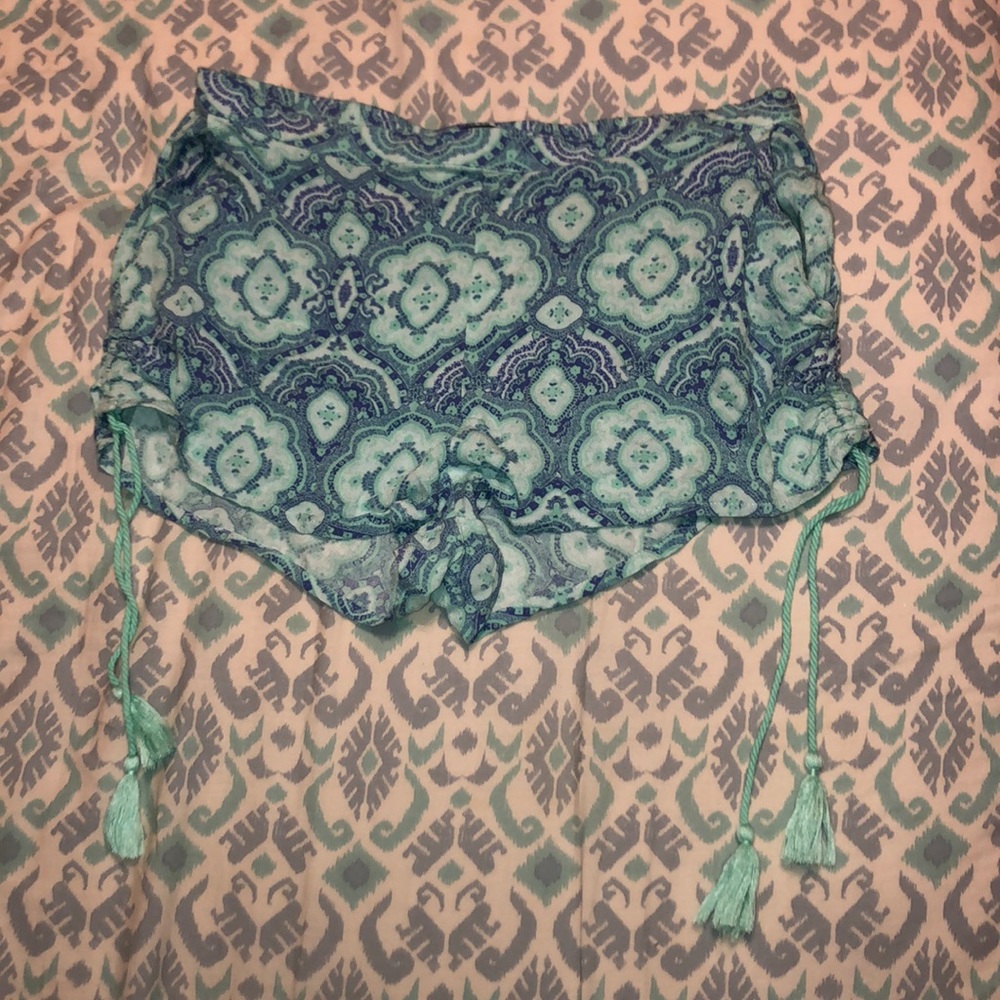 Kendall & Kylie Blue and Green tassel shorts